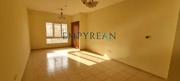 |Florence 1| Well Maintained Best Price Large Studio, Tuscan Residence