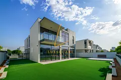 Large 4 Bedroom Villa I Vacant now I Single Row
