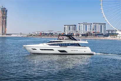2019 Ferretti 780