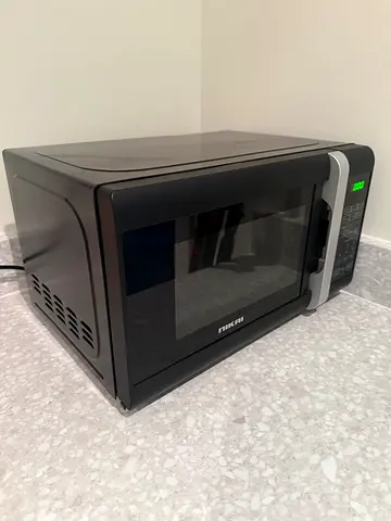 countertop microwave oven - great condition