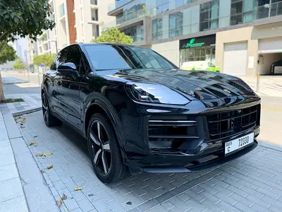 Porsche Cayenne Standard 2024 American Specs - Pristine Condition