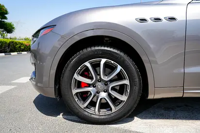 2019 Maserati LEVANTE — миниатюра 20