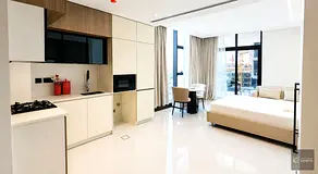 CORNER UNIT| HIGHER FLOOR| POOL FACING