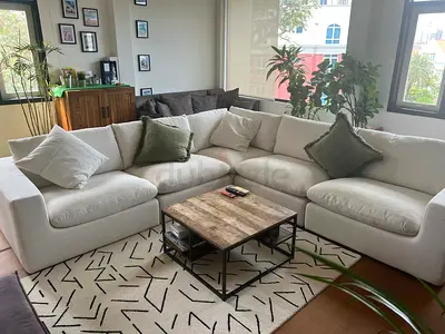 Light beige L-shaped modular sofa – comfortable 5-seater corner set