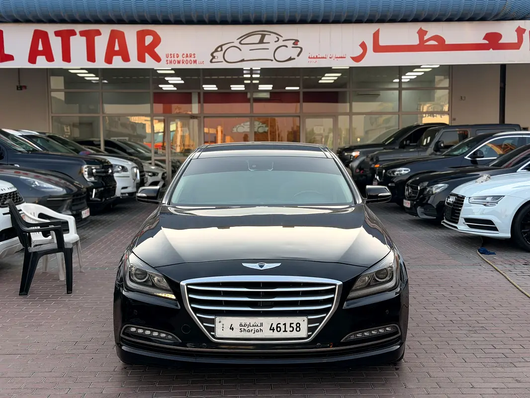 Genesis G80 2015 — photo 1 of 6