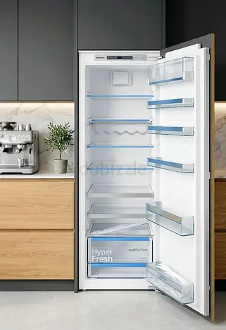 Siemens Built-In Refrigerator – Like New Condition, Fridge Only