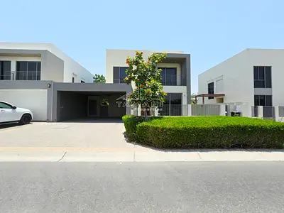 Large Plot Prime Location Vacant