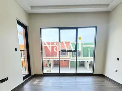 End Corner | Prime Location | Multiple Cheques