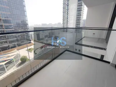 Luxurious Unit + Premium quality + High floor
