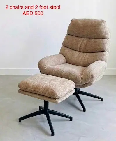 Comfortable reclining lounge chair with matching footstool - set of 2 chairs + 2 stools