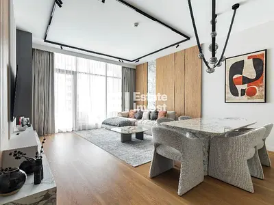 FULLY FURNISHED / POOL VIEW / RENOVATION