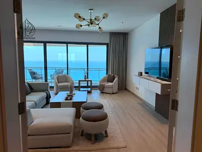 luxurious /smart home /private beach /Al khan