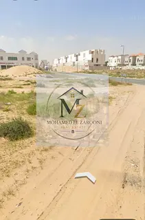Commercial land for sale in Al-Hawshi
