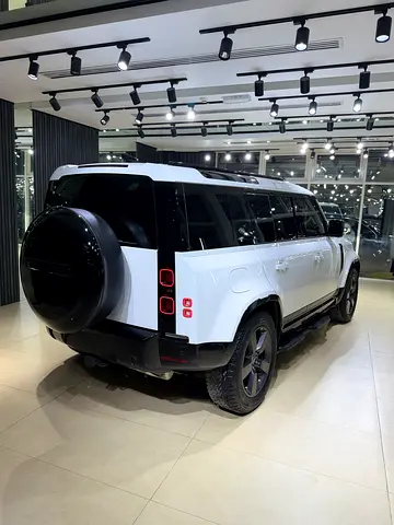 2024 LAND Rover DEFENDER — миниатюра 9
