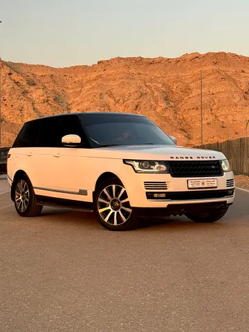 2015 Range Rover Vogue SE Black Edition | GCC Specs