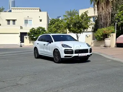 AED 4862/month | 2022 Porsche Cayenne  | GCC Specs | Ref#481761