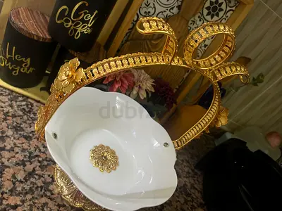 Gold-Plated Decorative Fruit Bowl with Stand - Floral Design