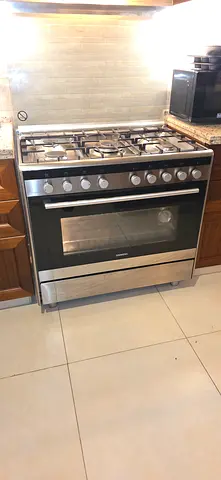 Siemens full gas cooking 90 by 60 cm latest model