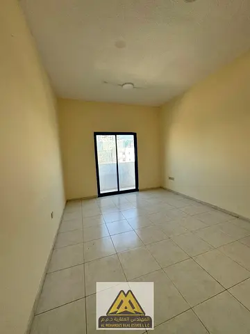 مساحة واسعة | بلكونة | مطبخ مغلق | تكييف مركزي | جاهزة للسكن | موقع مميز في النعيمية 2 | سكن مريح