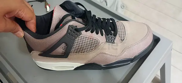 Air Jordan 4 Retro Taupe Haze