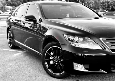 Lovely Lexus LS 600 H L