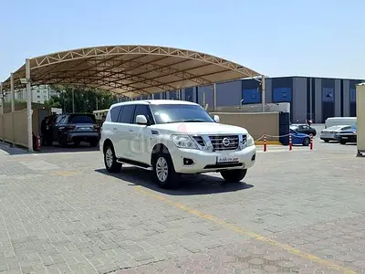 AED 3427/month | 2015 Nissan Patrol  | GCC Specs | Ref#484991