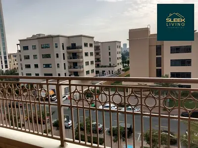 شقة بغرفتي نوم | سكن أونا ريفرسايد | شرفة وأرضيات خشبية | دخول المسبح والنادي الرياضي