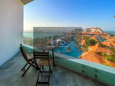 Priced to Sell | Direct Access to Beach | Sea View