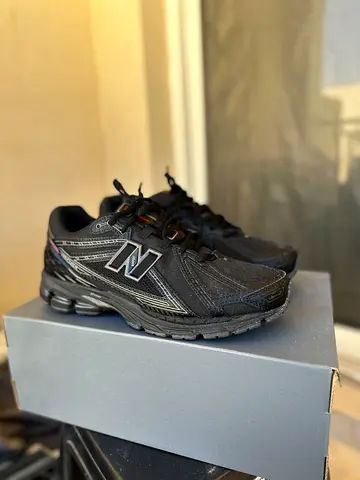 New Balance 1906r