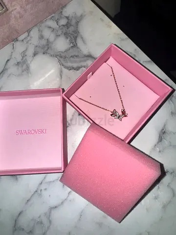 Swarovski Lilia necklace- Rose gold-tone plated