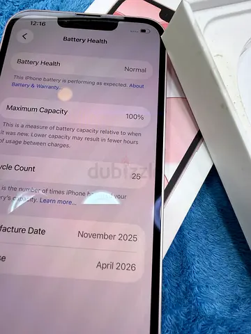 iPhone 17e 256 gb 100% Battery with Uae with 10 month apple warranty