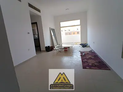 اجمل الشقق في المويهات 3 غرفتان وصالة واسعة. 3 حمامات. بلكونة بإطلالة بانورامية. مساحة كبيرة جدًا.