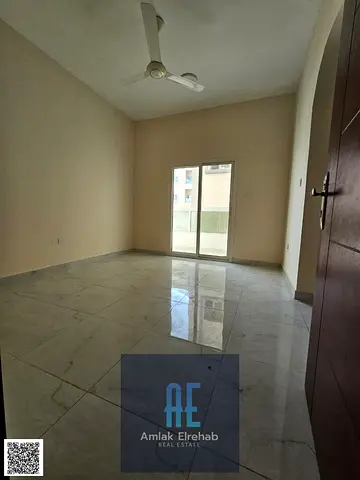 للايجار السنوي غرفه و صاله منطقه المويهات 3