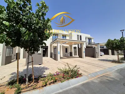 2 Bedroom Townhouse for Rent Falcon Island Al Hamra Village