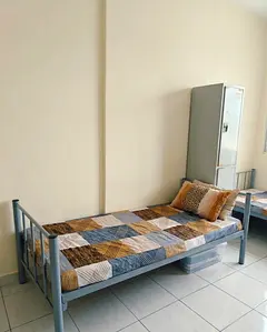 Ladies executive bedspace available Muroor road Al nahyan (Alwahdha)for Indians