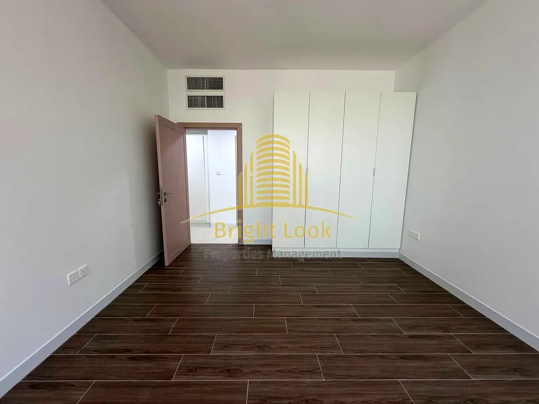 Premium 3BHK with Maid's Room & Master Suite | Hamdan Street