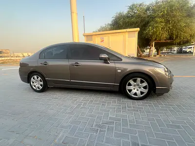 Honda Civic 2011 1.8 i-VTEC GCC Specs