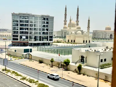 HOT OFFER12 CHQUE PAYMENT Luxury 2bhk 2washroom with balcony Waldrop cover parking school ZOON Muwaileh Sharjah