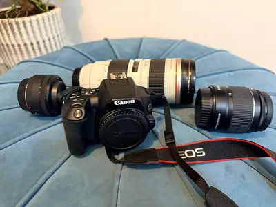 Canon 250 D DSLR with 3 Lenses (Includes 70-200mm L, 18-55 mm and 50mm) bag and tripod