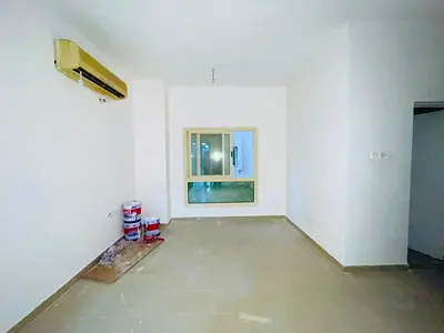 READY TO MOVE 1 BHK HUGE SIZE IN MUWALIEH SHARJAH