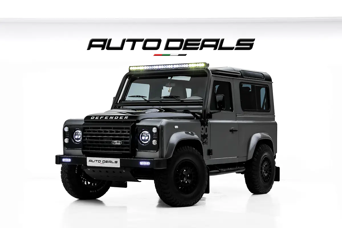 Land Rover Defender 2014 — photo 1 of 19