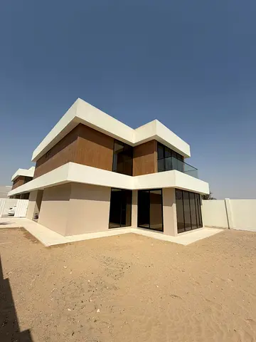 Brand-new Vila Garden City three BHK five washroom bedroom all master rooms in garden city