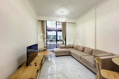 1 BR+STUDY | POOL FACING | TENANTED