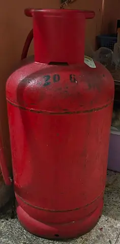 Used Red LPG Gas Cylinder (20kg) - Good Condition