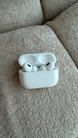 Apple AirPods Pro 2nd generation - good condition