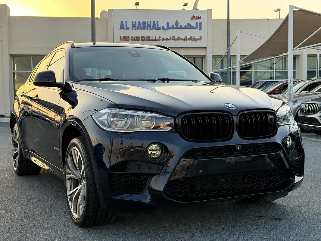 BMW X6 2018 — photo 1 of 16