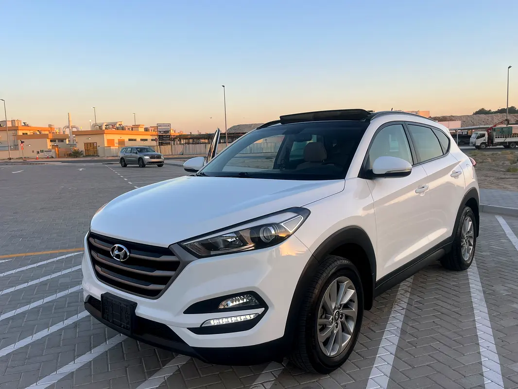 Hyundai Tucson 2016 — photo 1 of 18