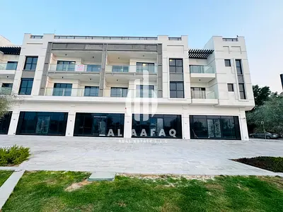 Office| Panoramic View | Premium Retail Space