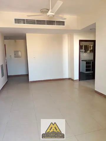An excellent opportunity to rent a spacious 1-bedroom apartment in Al Mowaihat 3, Ajman. Located directly on the main road