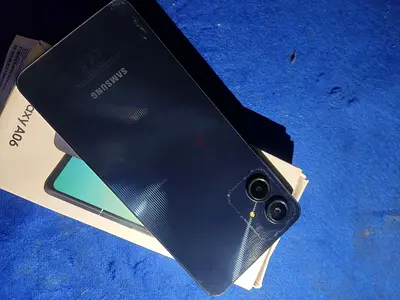 Samsung Galaxy A06 - Good working condition with box